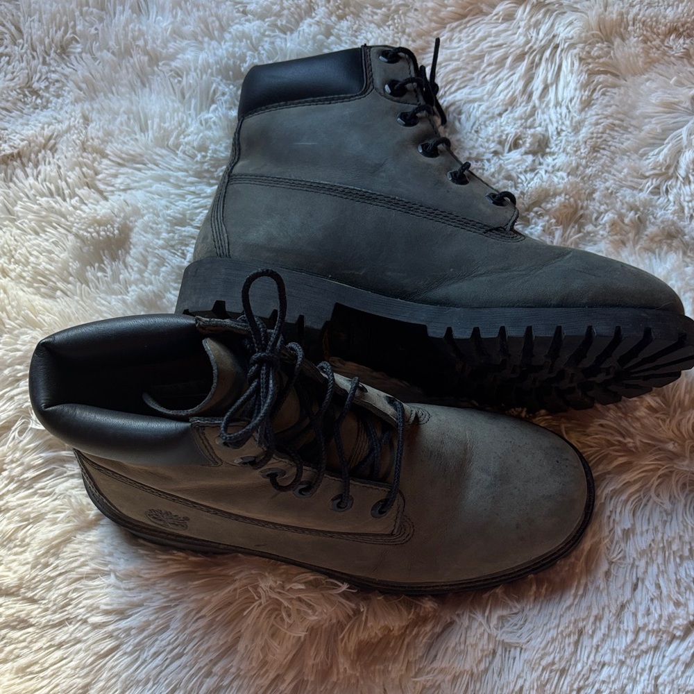 Timberland Dark Gray Leather Boots